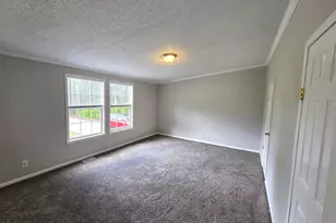 361 Fowler Manning Rd, Richlands, NC 28574 - Photo 16