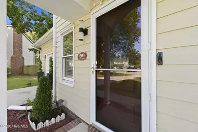 204 S Carlisle Court, Jacksonville, NC 28546 - Photo 14