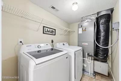 204 S Carlisle Court, Jacksonville, NC 28546 - Photo 32