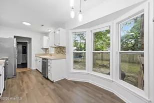 204 S Carlisle Ct, Jacksonville, NC 28546 - Photo 22