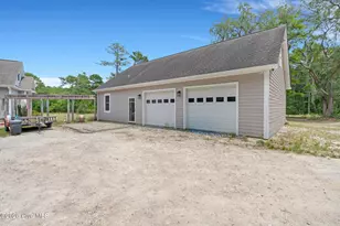 1560 Stanbury Rd SW, Supply, NC 28462 - Photo 36
