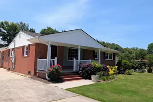 109 Forest View Dr, Nashville, NC 27856 - Photo 2