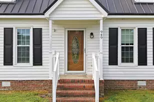 949 Teakwood Dr, Greenville, NC 27834 - Photo 2