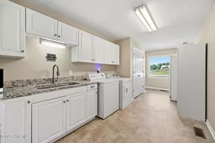 220 Club Point Dr, Cape Carteret, NC 28584 - Photo 42