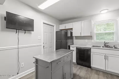 108 Meadowview Court, Jacksonville, NC 28546 - Photo 10