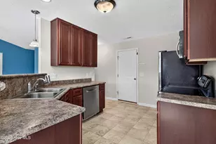 412 Amaryllis Ln, Holly Ridge, NC 28445 - Photo 14