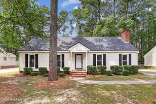1704 Ridgeway St W, Wilson, NC 27893 - Photo 1