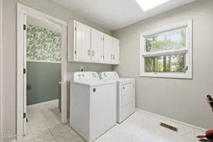 266 Star Hill Dr, Cape Carteret, NC 28584 - Photo 32
