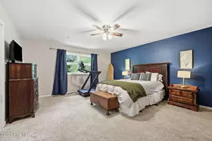 266 Star Hill Dr, Cape Carteret, NC 28584 - Photo 8