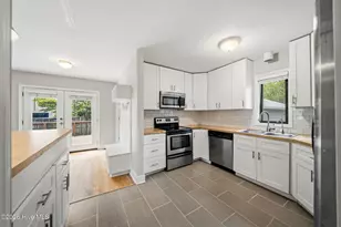 404 Porters Neck Rd, Wilmington, NC 28411 - Photo 16