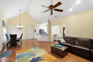 406 Neptune Dr, Cape Carteret, NC 28584 - Photo 4