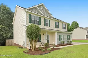 204 Bell Ridge Ln, Hubert, NC 28539 - Photo 2