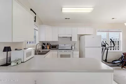 7424 Milan Court, Wilmington, NC 28411 - Photo 8