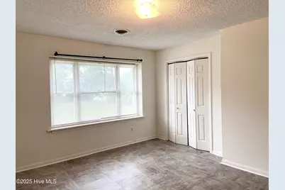 606 W Church Street, Elizabeth City, NC 27909 - Photo 8