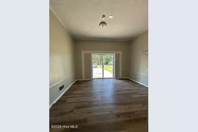 910 Winchester Road, Jacksonville, NC 28546 - Photo 6