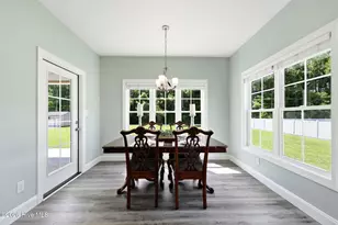543 Park Meadows Dr, Newport, NC 28570 - Photo 10