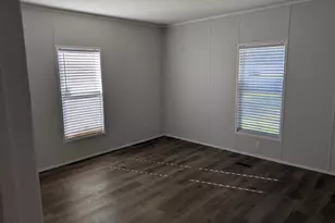 1118 Old Tar Landing Rd, Jacksonville, NC 28540 - Photo 10