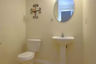 2325 Vineyard Dr, Winterville, NC 28590 - Photo 2