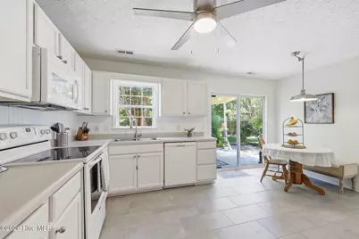 103 Coachman Lane, Newport, NC 28570 - Photo 8