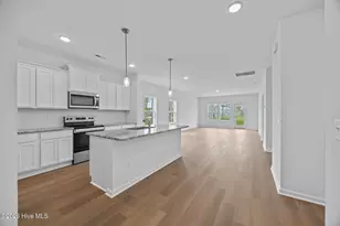 625 Pelican Cv Wy SE, Southport, NC 28461 - Photo 2