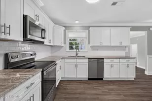 110 Scottsdale Dr, Wilmington, NC 28411 - Photo 12