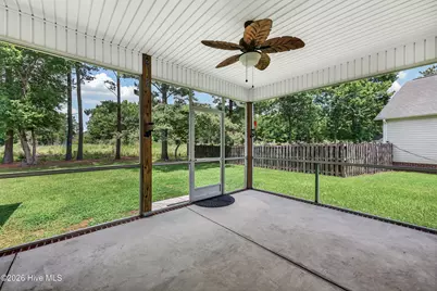 407 Weatherford Drive, Jacksonville, NC 28540 - Photo 6