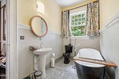 707 W 4th Street, Greenville, NC 27834 - Photo 40