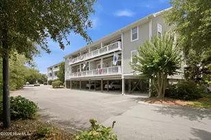 610 W Brown St, Southport, NC 28461 - Photo 30