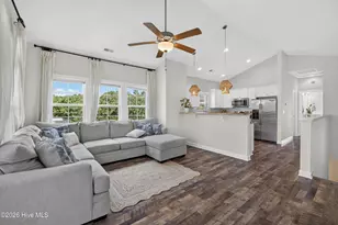 202A Bridgeview Ct, Surf City, NC 28445 - Photo 4