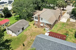 205 W Moore St, Southport, NC 28461 - Photo 32