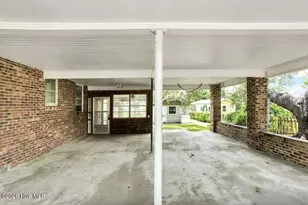 205 W Moore St, Southport, NC 28461 - Photo 30