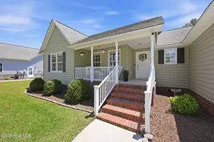 1129 Coral Reef Dr, New Bern, NC 28560 - Photo 10