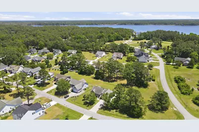 1129 Coral Reef Drive, New Bern, NC 28560 - Photo 54