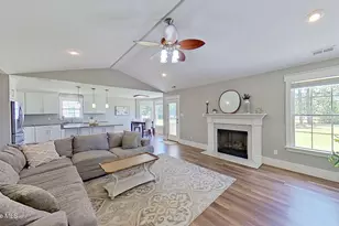 1129 Coral Reef Dr, New Bern, NC 28560 - Photo 18