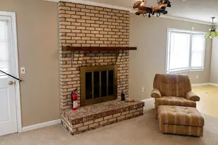 347 Sabra Dr, Wilmington, NC 28405 - Photo 2
