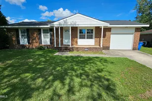 109 Valley Ct, Jacksonville, NC 28540 - Photo 1
