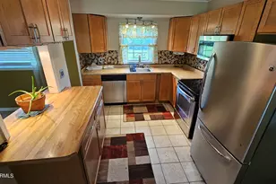 109 Valley Ct, Jacksonville, NC 28540 - Photo 10