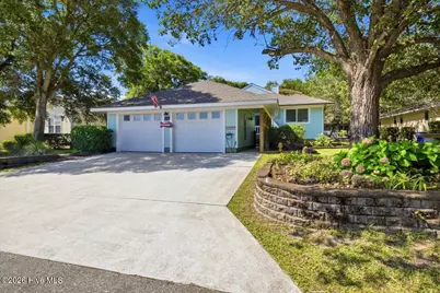18 Greenview Drive, Caswell Beach, NC 28465 - Photo 1