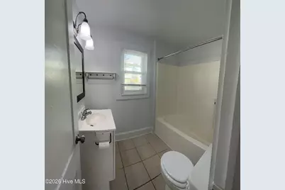 249 N Carolina Avenue, Wilmington, NC 28401 - Photo 8