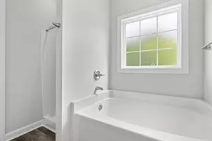 908 Freewoods Ct, Jacksonville, NC 28546 - Photo 26