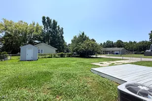 220 Branchwood Dr, Jacksonville, NC 28546 - Photo 24