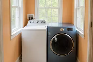 803 Branch St, Chapel Hill, NC 27516 - Photo 8