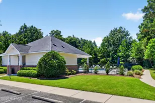 392 Shackleford Dr, Wilmington, NC 28411 - Photo 2