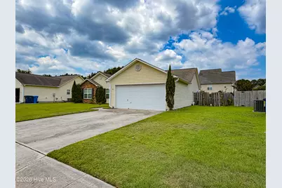205 Wynbrookee Lane, Jacksonville, NC 28546 - Photo 8