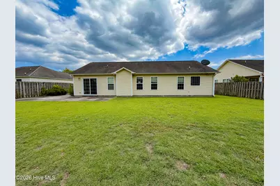 205 Wynbrookee Lane, Jacksonville, NC 28546 - Photo 4