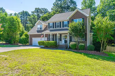 108 Silverburn Place, Aberdeen, NC 28315 - Photo 2