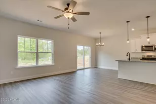 904 Lovebird Ln, North Augusta, SC 29860 - Photo 2