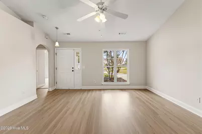 10025 Birch Place, Leland, NC 28451 - Photo 6