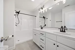 3329 Briarcliff Dr, Greenville, NC 27834 - Photo 26