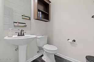 412 Cyrus Thompson Dr, Jacksonville, NC 28546 - Photo 10